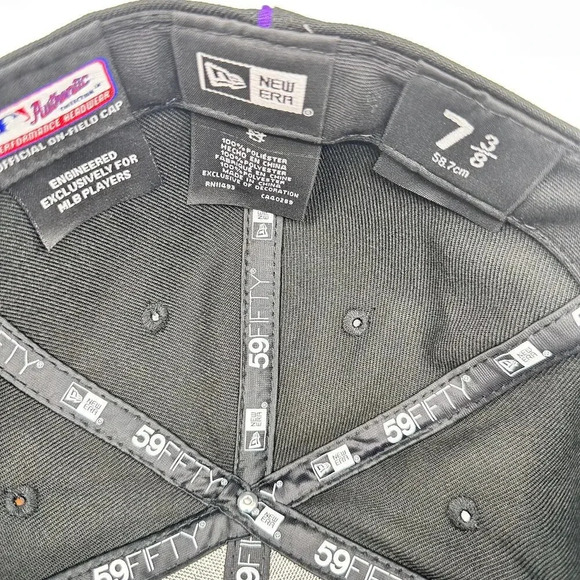 New Era Men's Fitted Hat 59Fifty Colorado Rockies Official On Field Black 7 3/8 - Picture 6 of 7